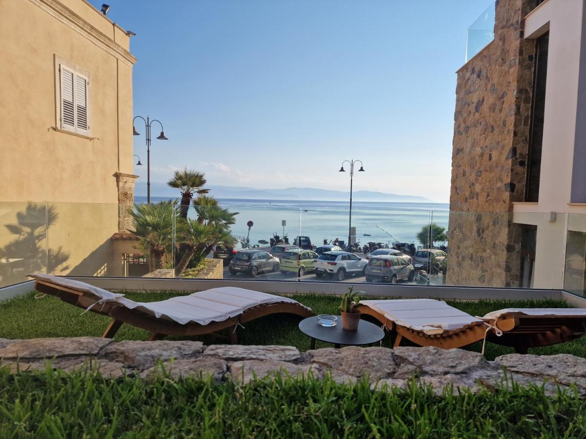 Ngonia Bay Boutique Hotel Milazzo Exterior photo