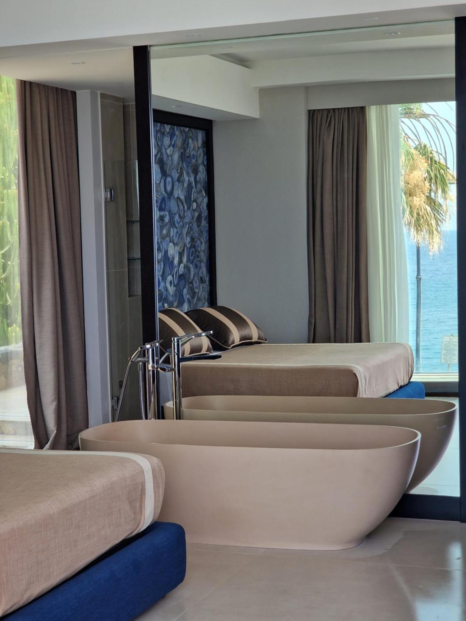 Ngonia Bay Boutique Hotel Milazzo Exterior photo