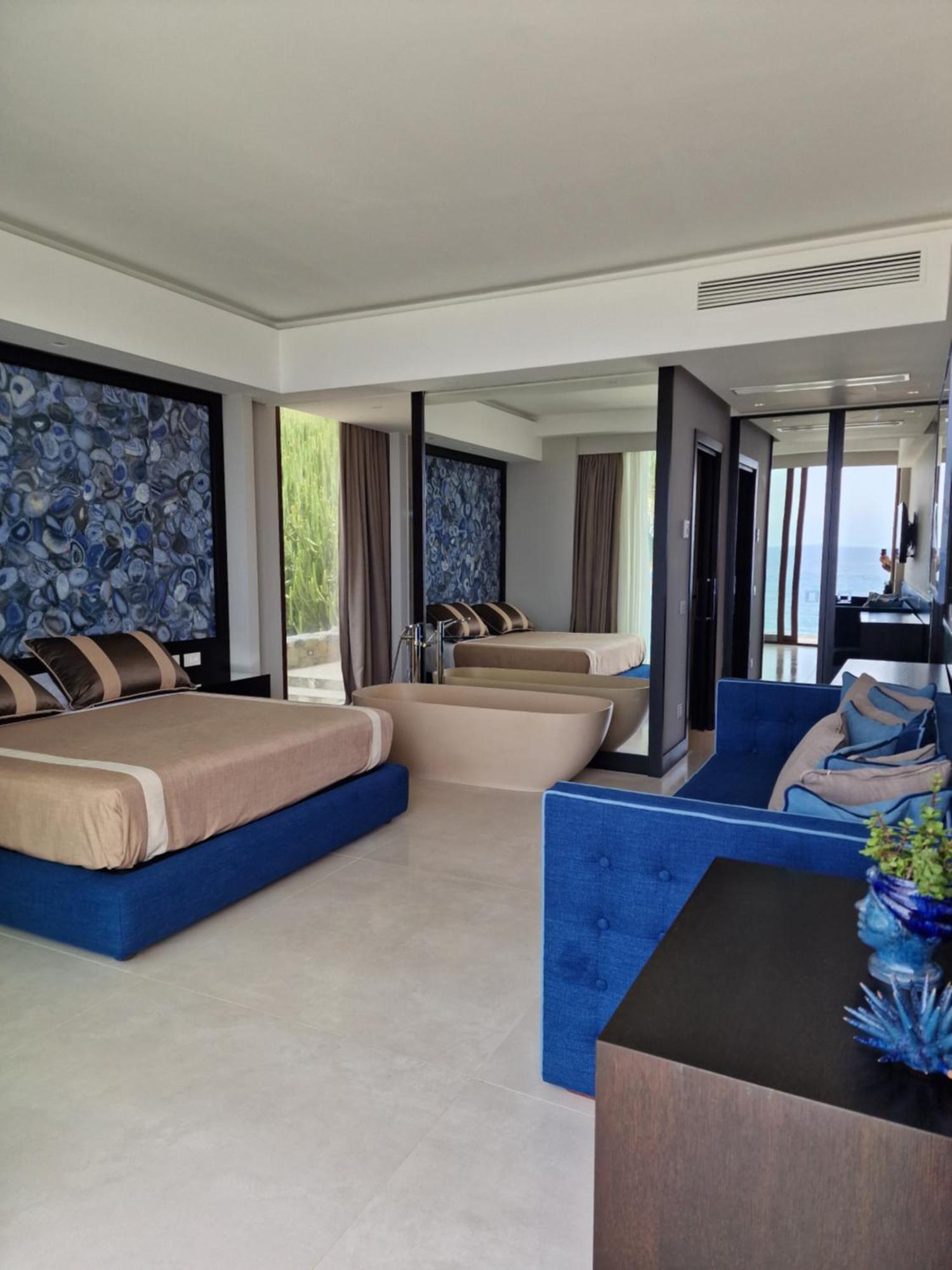 Ngonia Bay Boutique Hotel Milazzo Exterior photo