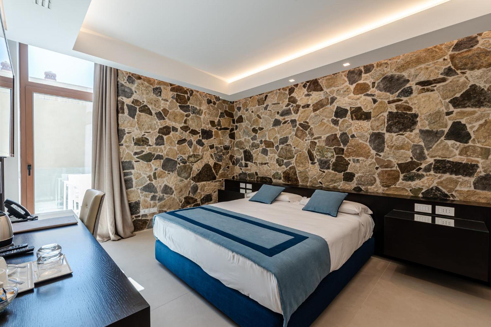 Ngonia Bay Boutique Hotel Milazzo Exterior photo