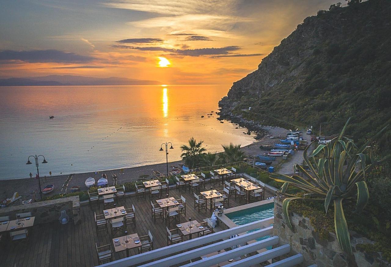Ngonia Bay Boutique Hotel Milazzo Exterior photo