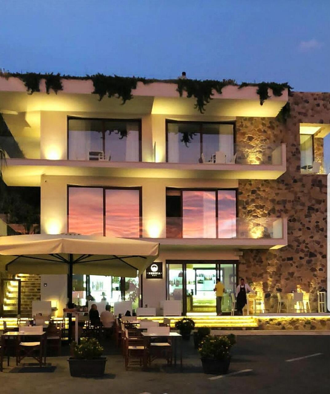 Ngonia Bay Boutique Hotel Milazzo Exterior photo