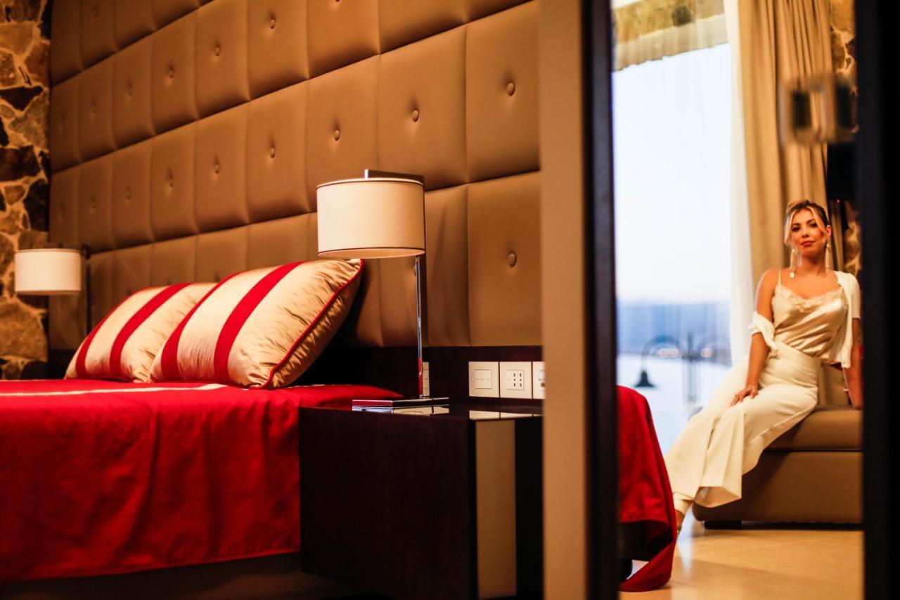 Ngonia Bay Boutique Hotel Milazzo Exterior photo