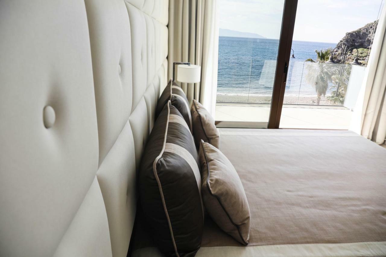 Ngonia Bay Boutique Hotel Milazzo Exterior photo
