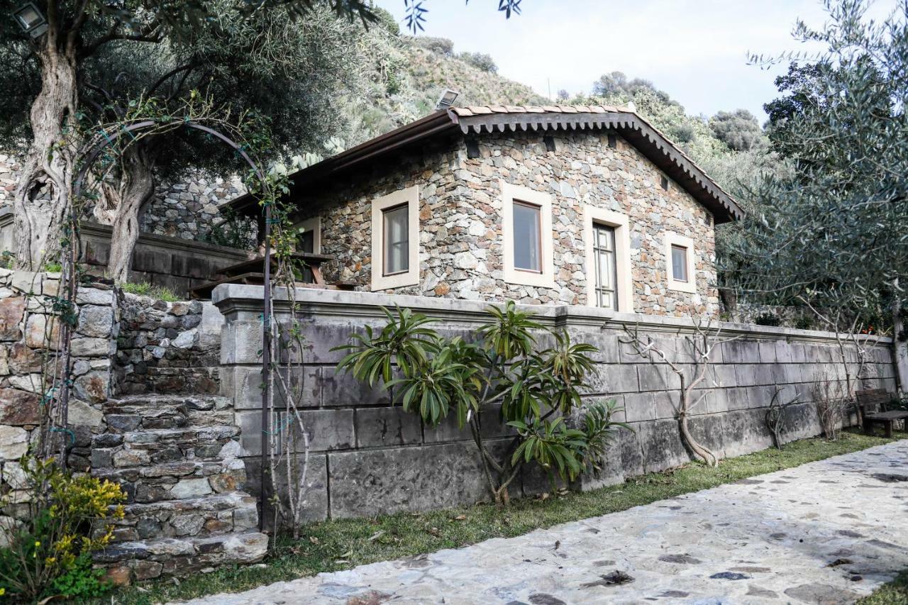 Ngonia Bay Boutique Hotel Milazzo Exterior photo